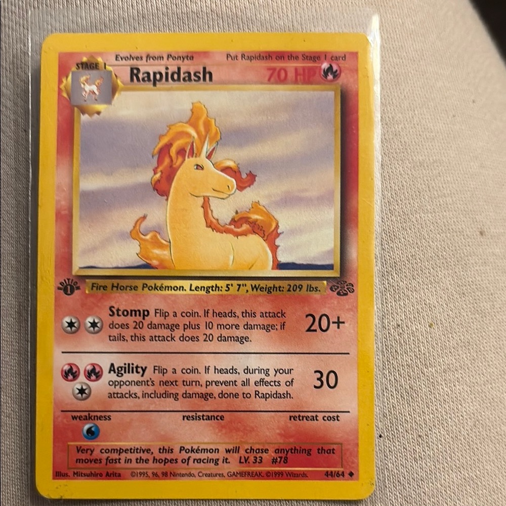 Rapidash Card - 1st edition MINT 44/64 Red and Yellow
